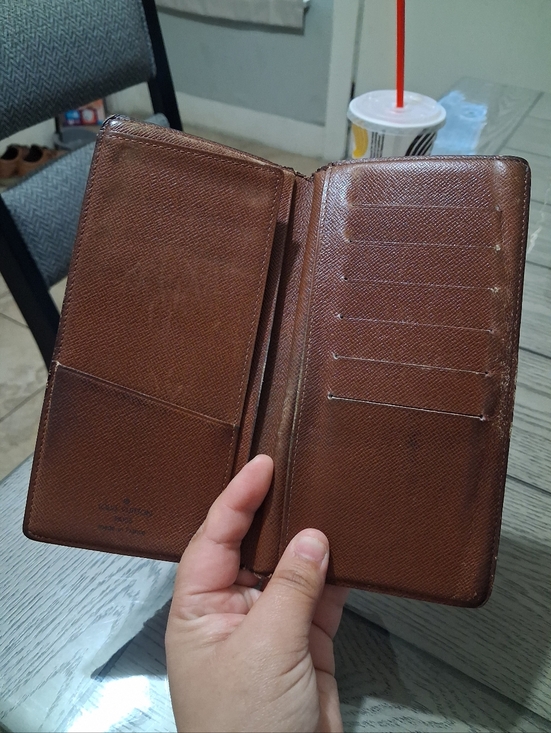 Louis Vuitton Wallet - Picture 4 of 14